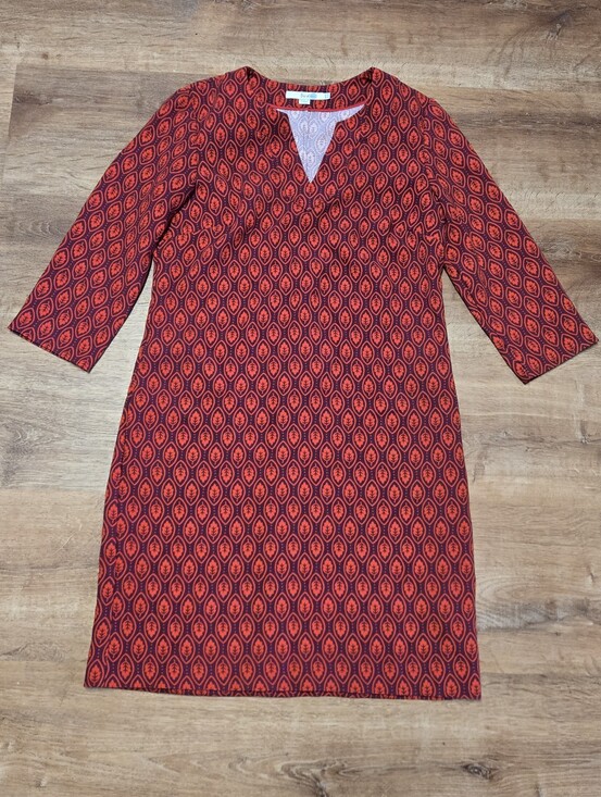 Boden Dresses & Skirts - Boden Red and Burgundy Geometric Leaf Print 3/4 Sleeve Dress Size 4 R